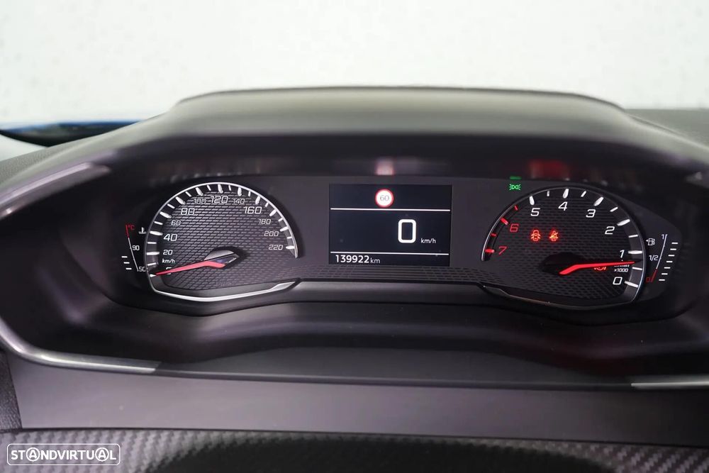 Peugeot 2008 1.2 PureTech Allure Pack - 27