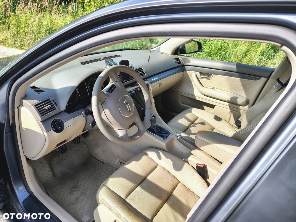 Audi A4 Avant 1.9 TDI Quattro - 6