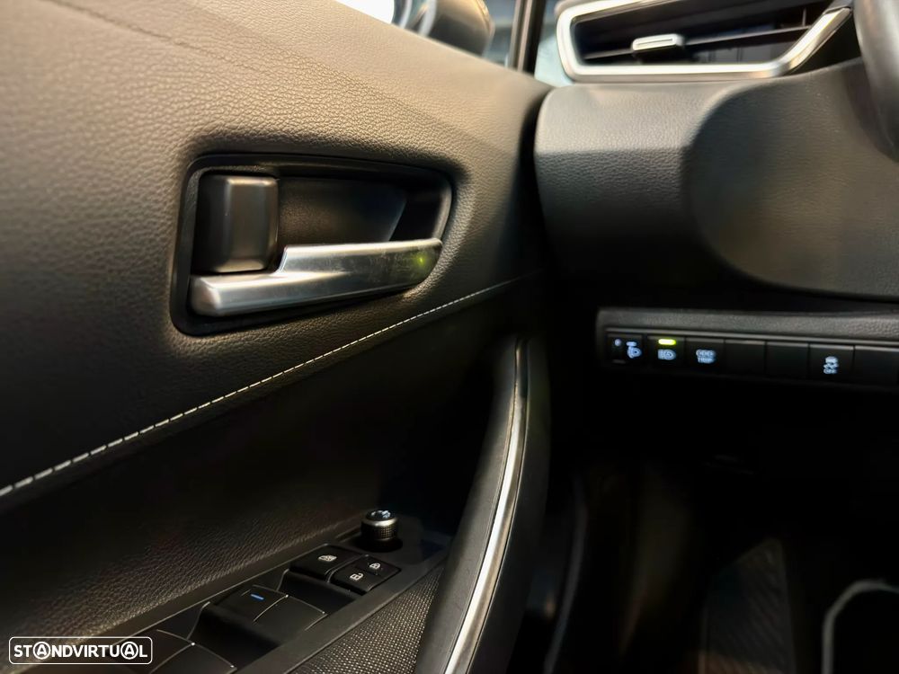 Toyota Corolla Touring Sports 1.8 Hybrid Comfort - 21