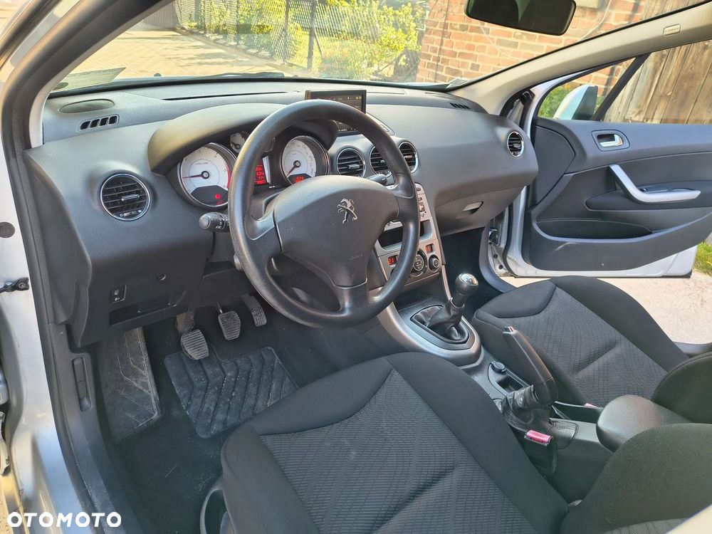 Peugeot 308 - 13