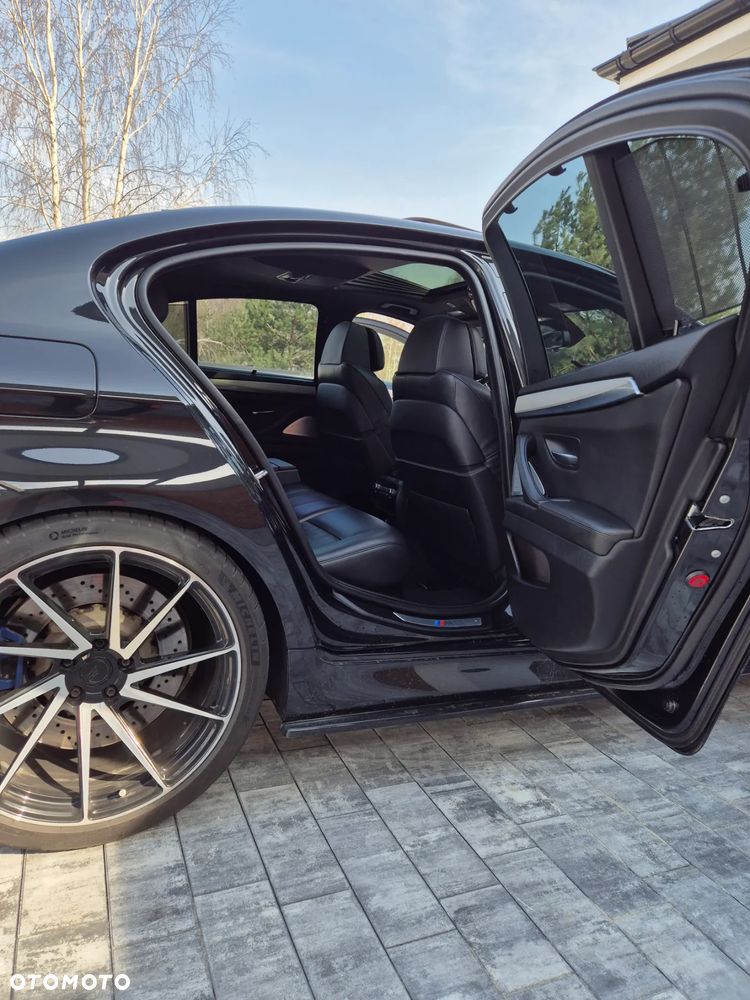 BMW M5 Standard - 12