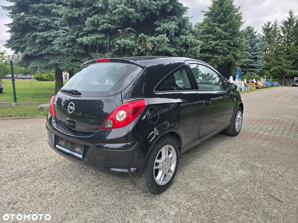 Opel Corsa - 11