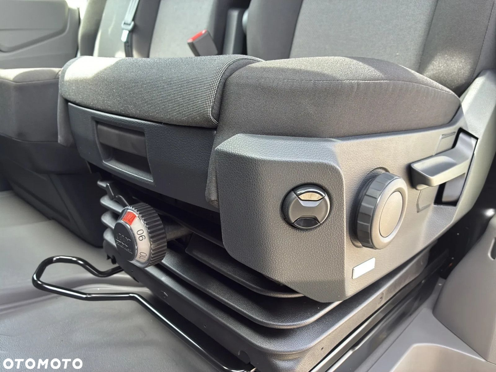Volkswagen Crafter 35 Furgon L4H3, 2.0BiTDI 177KM, 4490mm, Wysoki dach, r.o. 4490 - 23