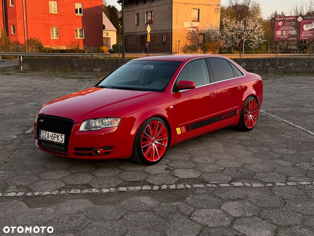 Audi A4 Limousine 2.0 T FSI quattro - 1