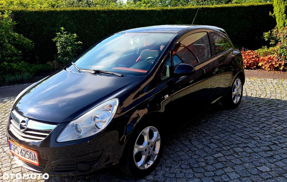 Opel Corsa 1.4 16V Cosmo - 1