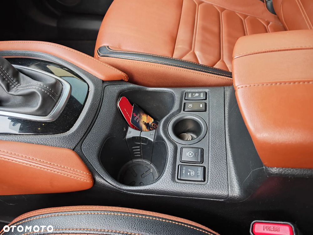 Nissan Rogue - 12