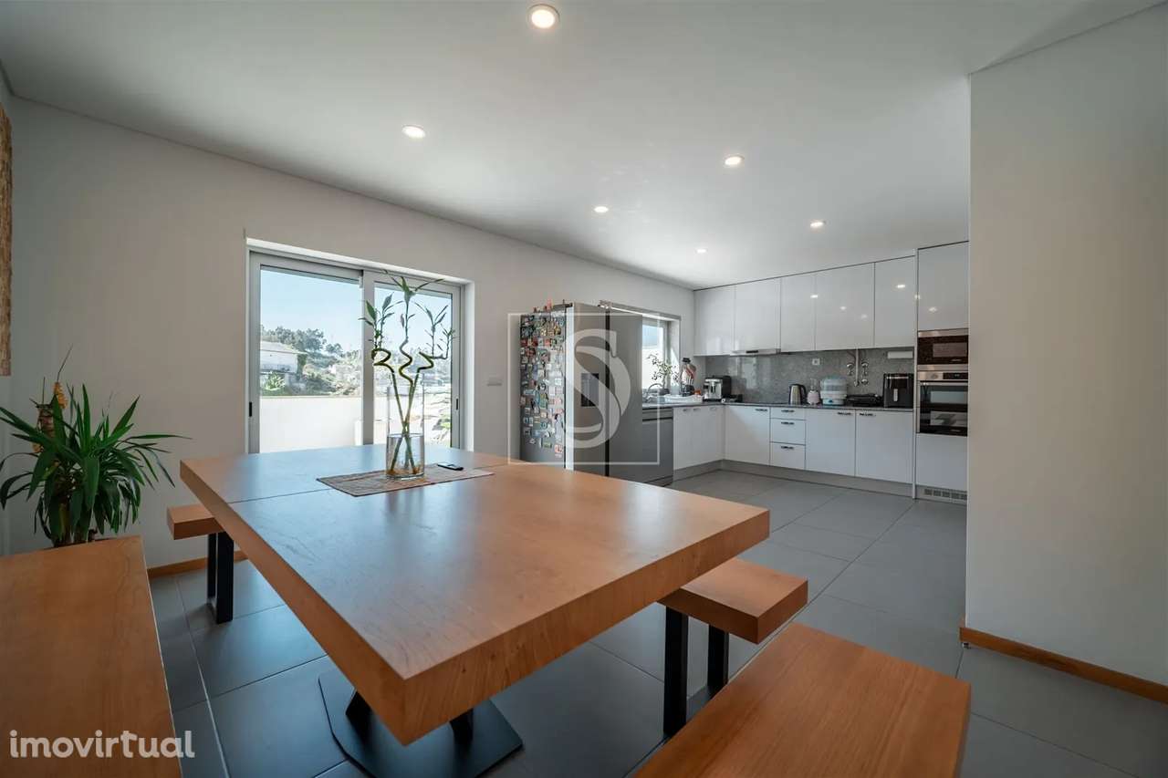 Moradia T3 em Vizela com Garagem e Terraço – Espaço e Conforto - Grande imagem: 4/28