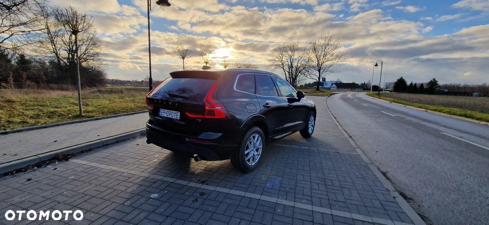 Volvo XC 60 T5 Momentum Pro - 13