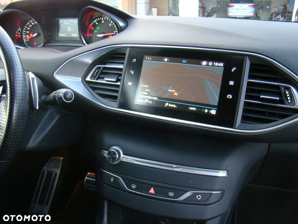 Peugeot 308 BlueHDi 180 EAT6 GT - 37