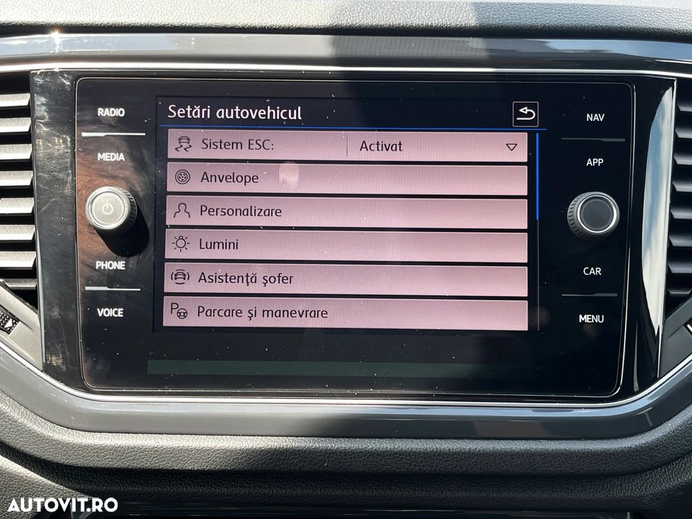 Volkswagen T-Roc - 25