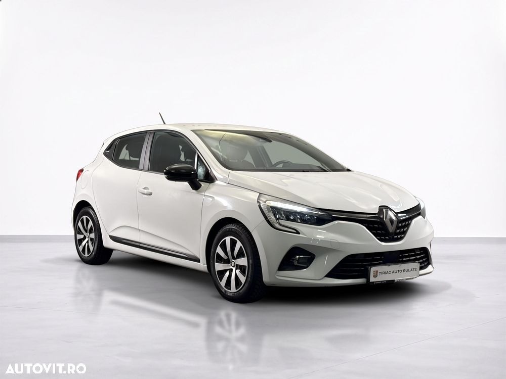 Renault Clio - 8