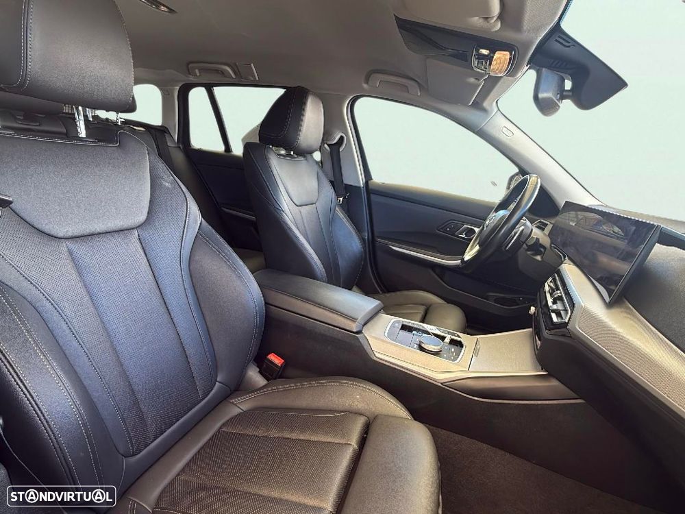BMW 330 - 13