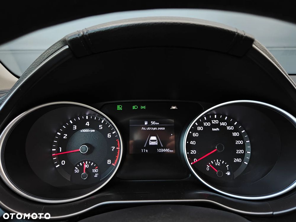 Kia Ceed - 11