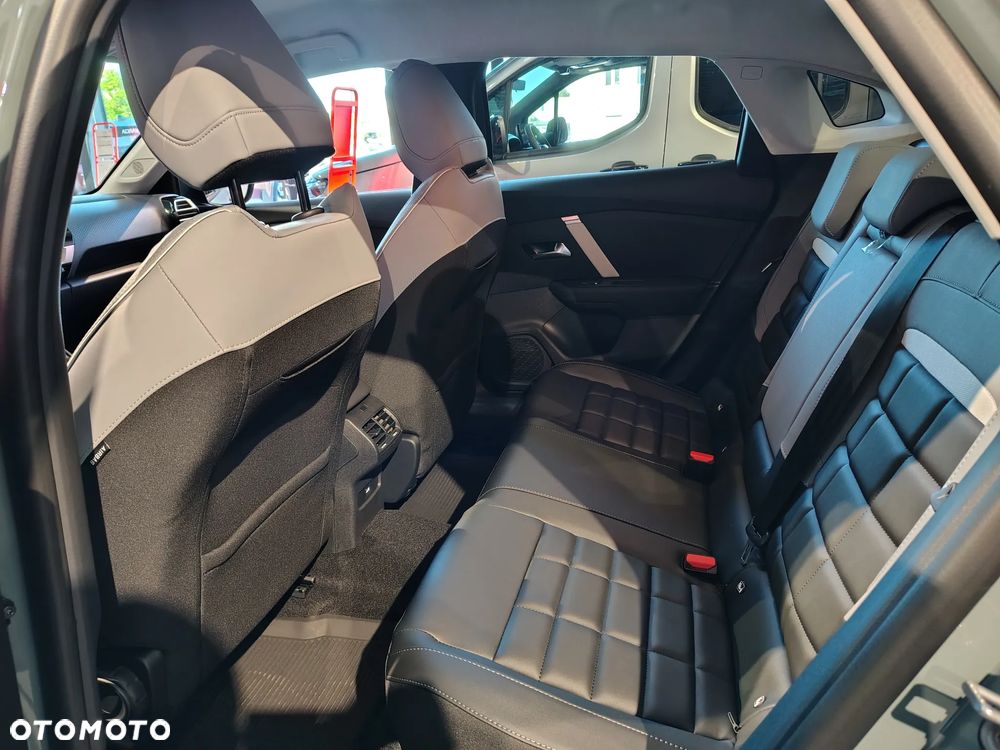 Citroën C4 1.2 mHEV Max eDCT6 - 18