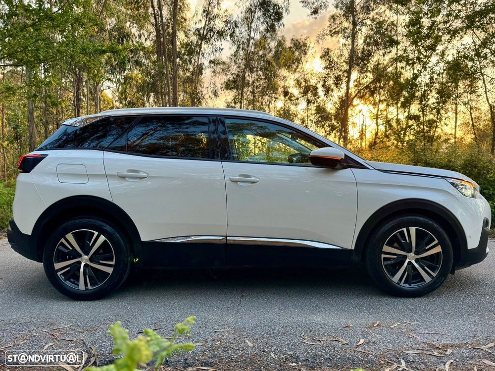 Peugeot 3008 1.2 PureTech Allure EAT6 - 28
