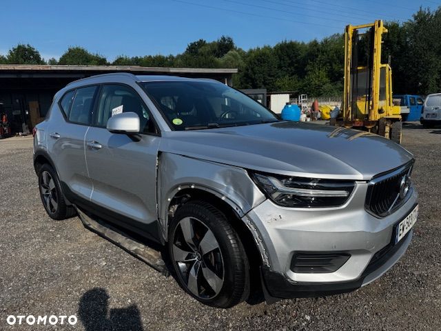 Volvo XC 40 D4 AWD Geartronic Momentum - 6