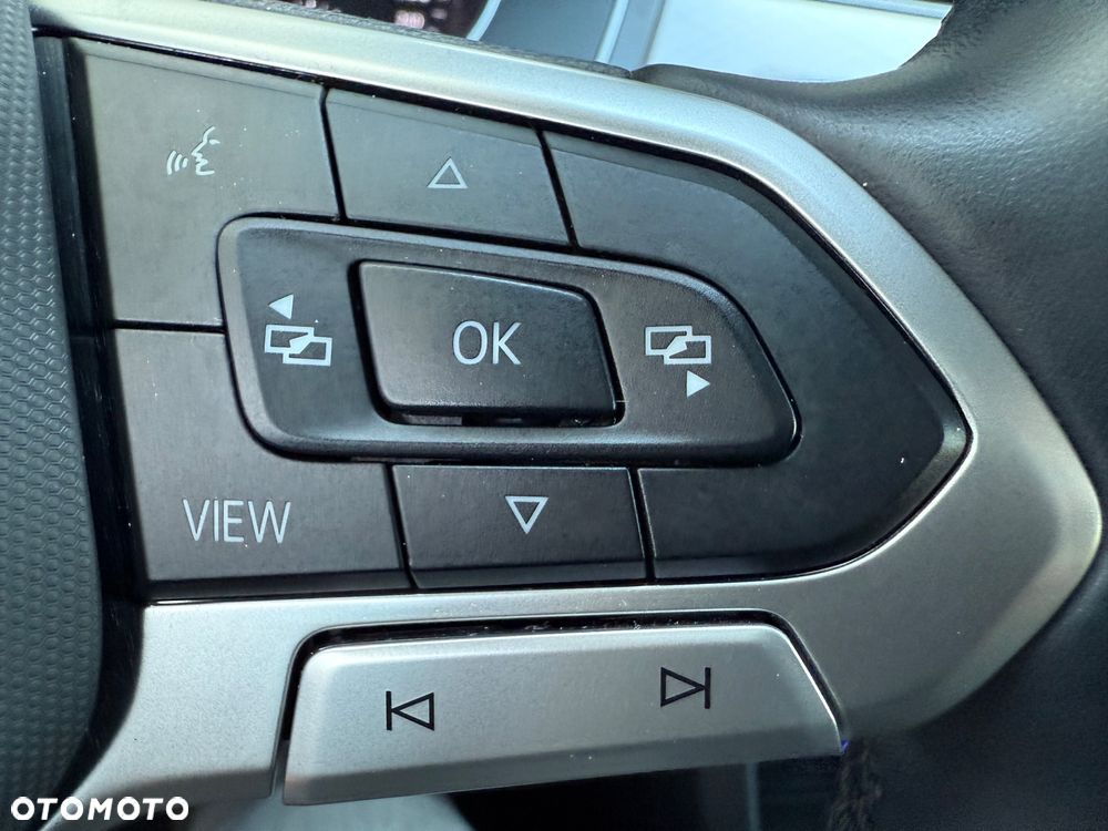 Volkswagen Passat 2.0 TDI EVO Business - 19