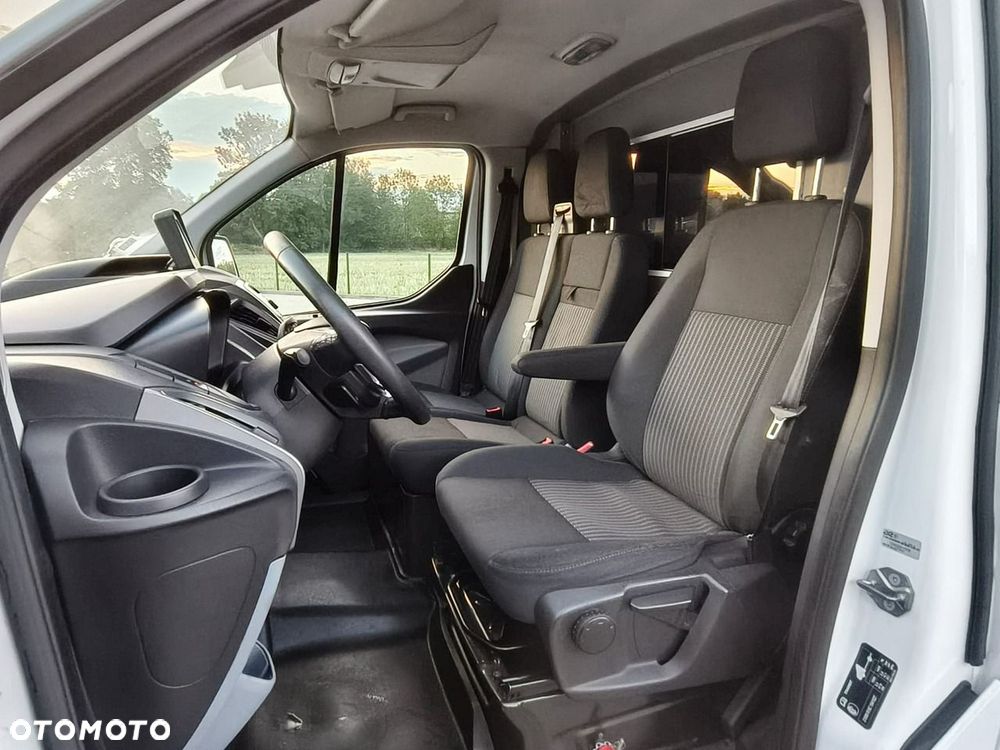 Ford Transit Custom - 10