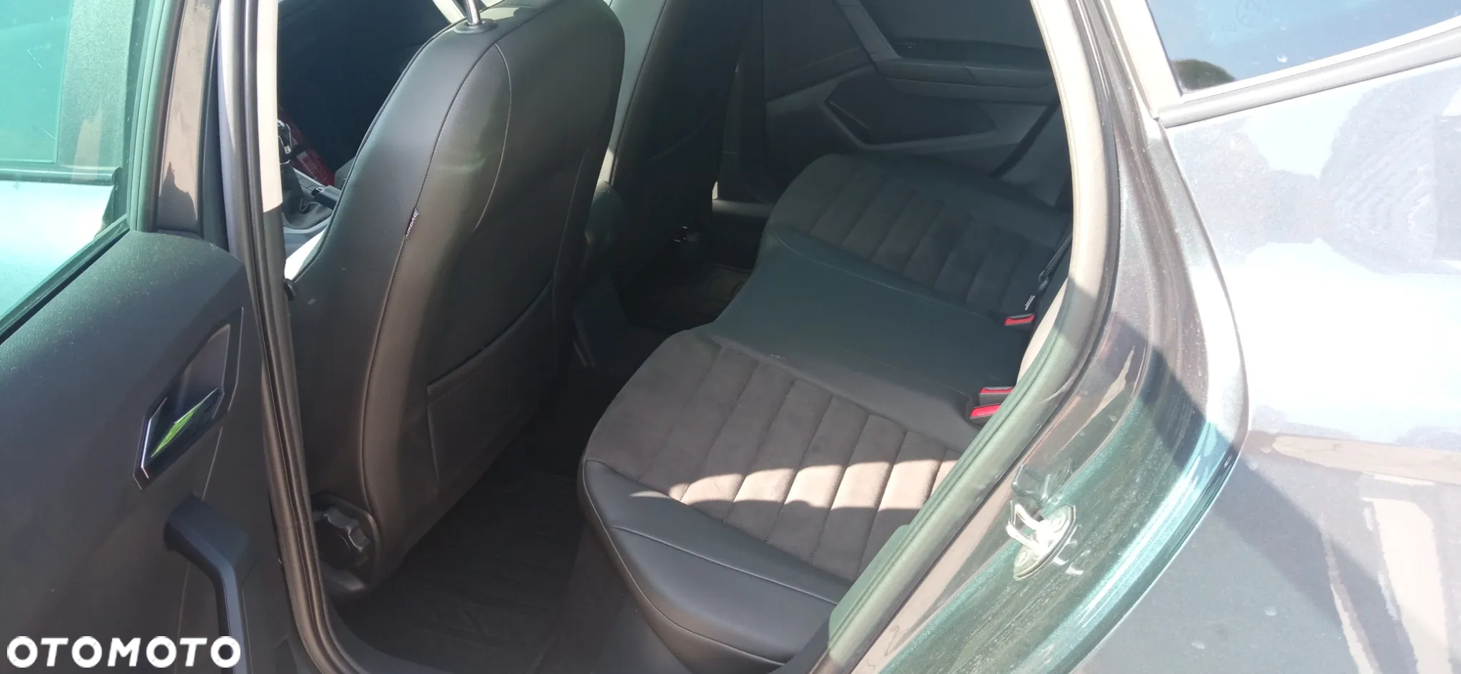 Seat Arona 1.0 TSI Marina S&S - 13