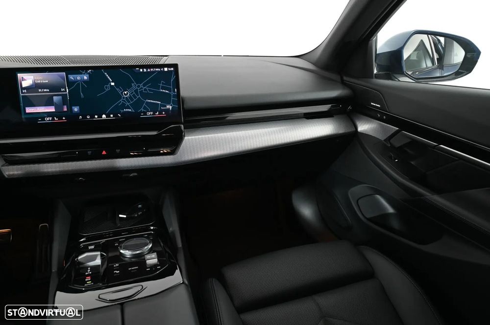 BMW 530 e Pack Desportivo M - 19