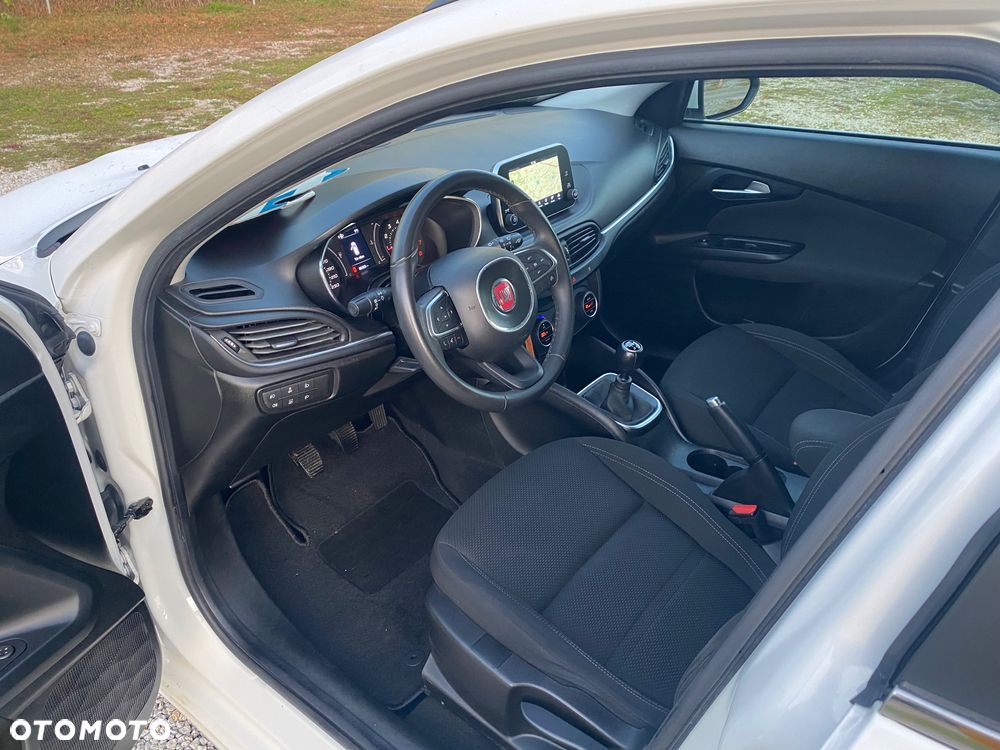 Fiat Tipo 1.4 T-Jet Lounge - 30