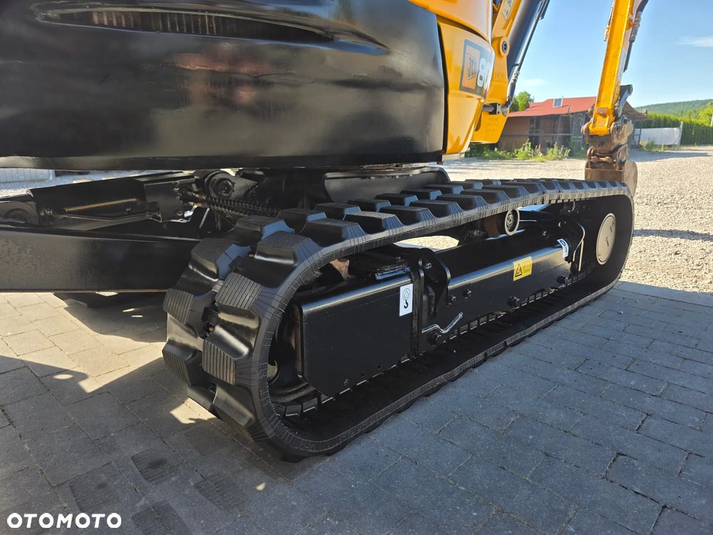 JCB JCB 8026 CTS mini Koparka 1901 MTG sprowadzona 3 łyżki szybkozłącze hydrauliczne piękny stan GOODBER 8025 30 - 13