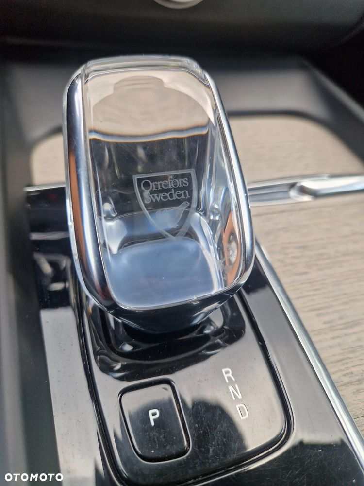 Volvo XC 60 B5 D AWD Geartronic Momentum - 33