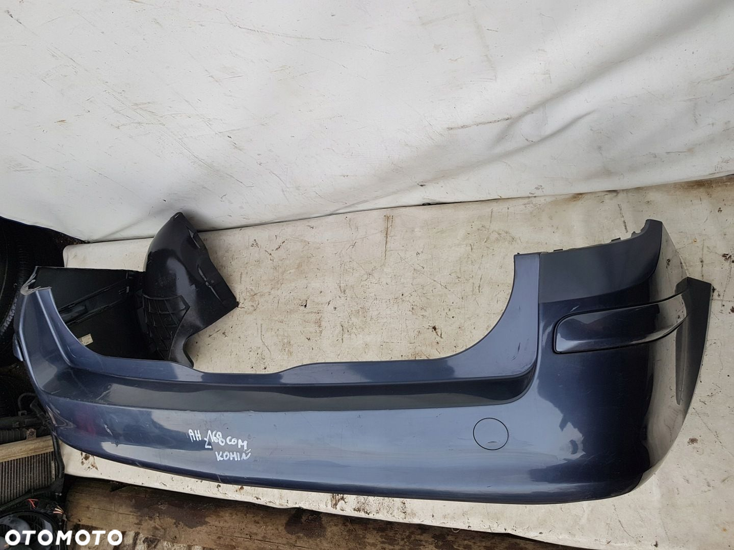 zderzak tył Opel Astra H kombi z168 - 2