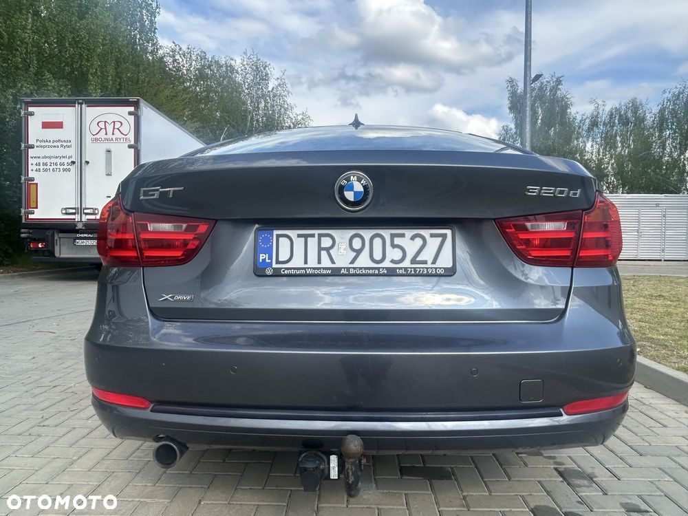 BMW 3GT - 3