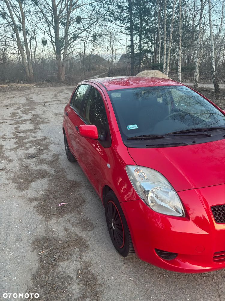 Toyota Yaris - 3