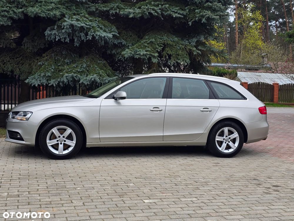 Audi A4 Avant - 2