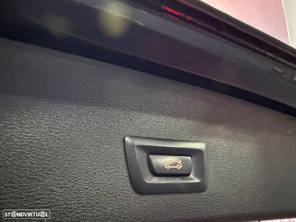 BMW X1 16 d sDrive Advantage - 18