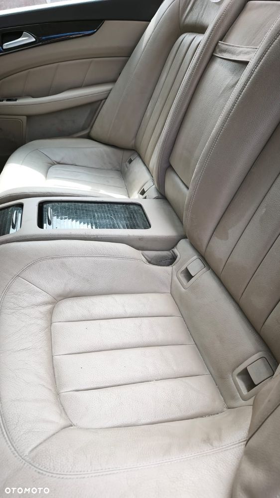 Mercedes-Benz CLS - 12
