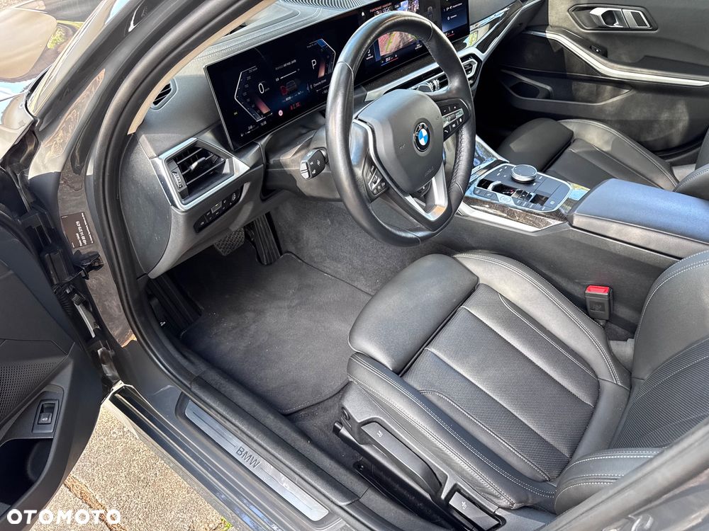 BMW Seria 3 320d xDrive Luxury Line sport - 25