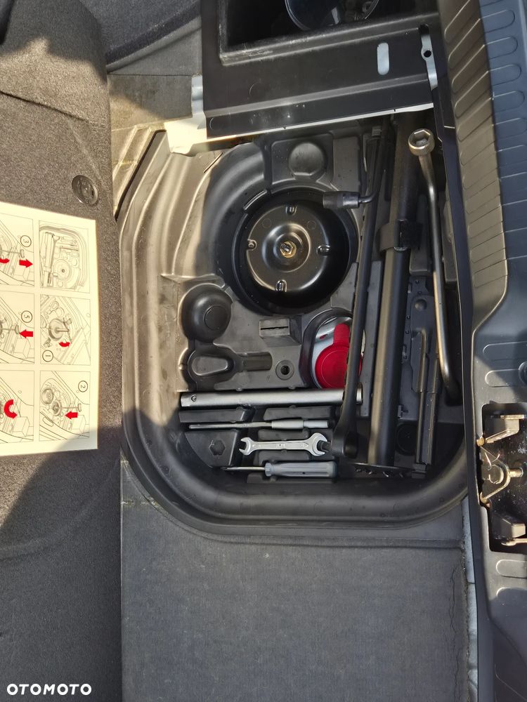 BMW Seria 3 318ti - 12