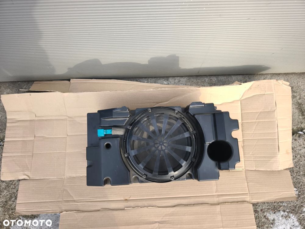 Głośnik subwoofer MB v-klasa w447 a4478270260 - 2