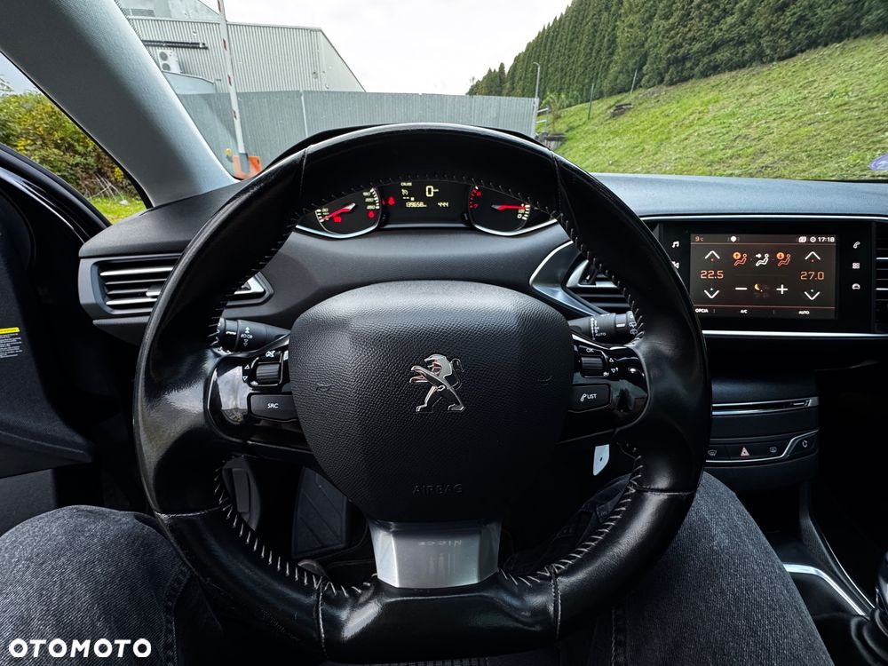 Peugeot 308 130 e-THP Stop & Start Allure - 23