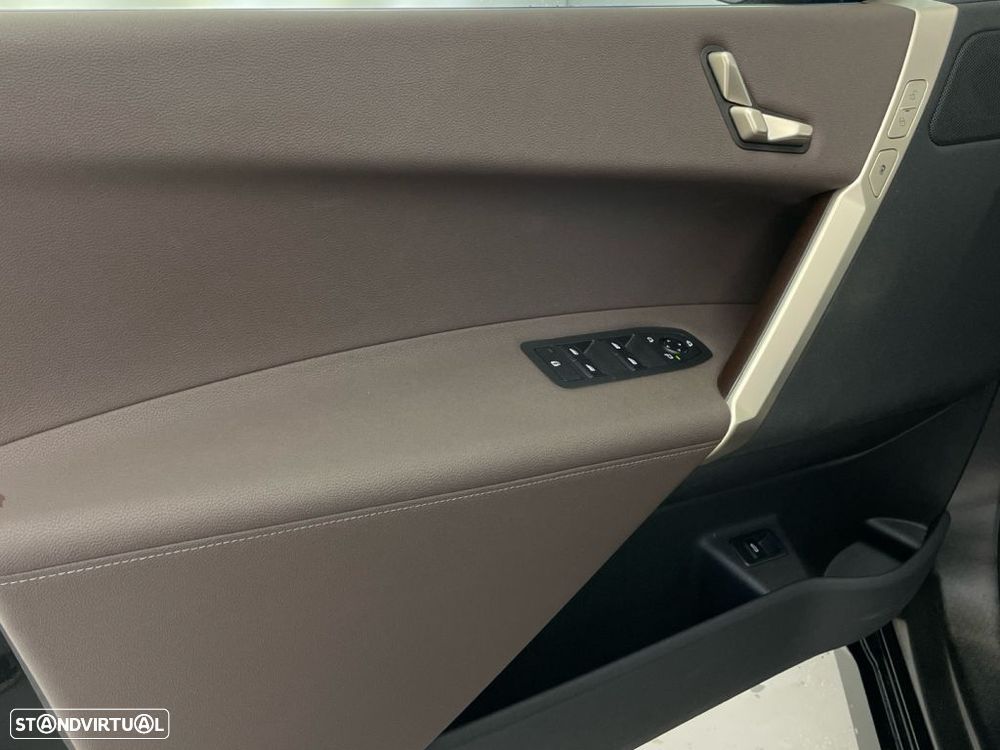 BMW iX xDrive 40 - 17