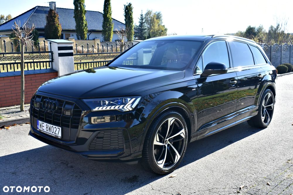 Audi Q7 - 1