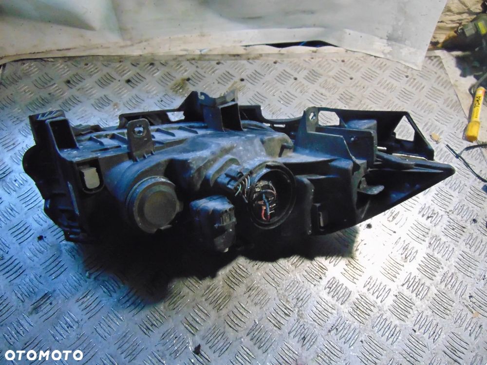 Lampa renault megane 2 przód cena sztuka R/L - 6