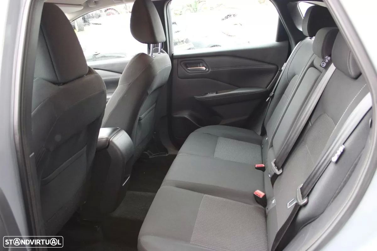 Nissan Qashqai 1.3 DIG-T N-GO Xtronic - 5