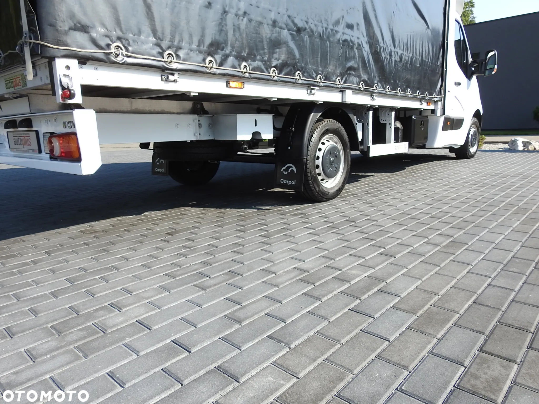 Opel MOVANO PLANDEKA 8 PALET WEBASTO TEMPOMAT KLIMATYZACJA LEDY PNEUMATYKA 165KM [ 267637 ] - 18