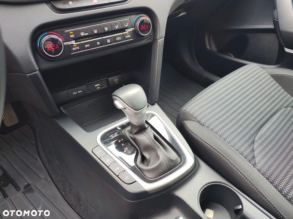 Kia XCeed 1.5 T-GDI M DCT - 25