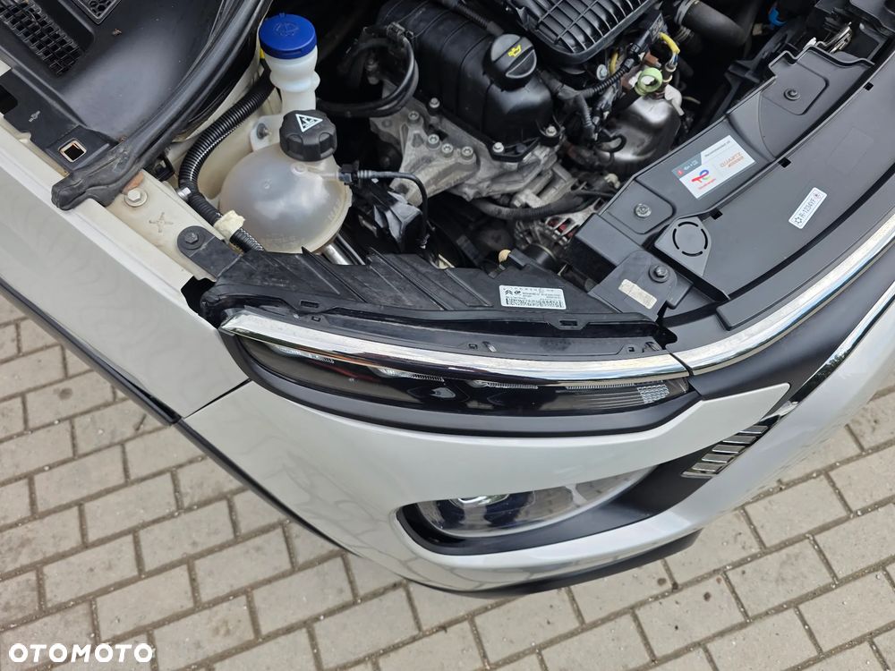 Citroën C3 1.2 PureTech Shine - 25