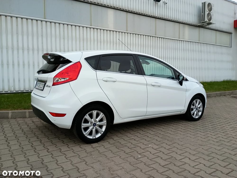 Ford Fiesta 1.4 Titanium EU5 - 3