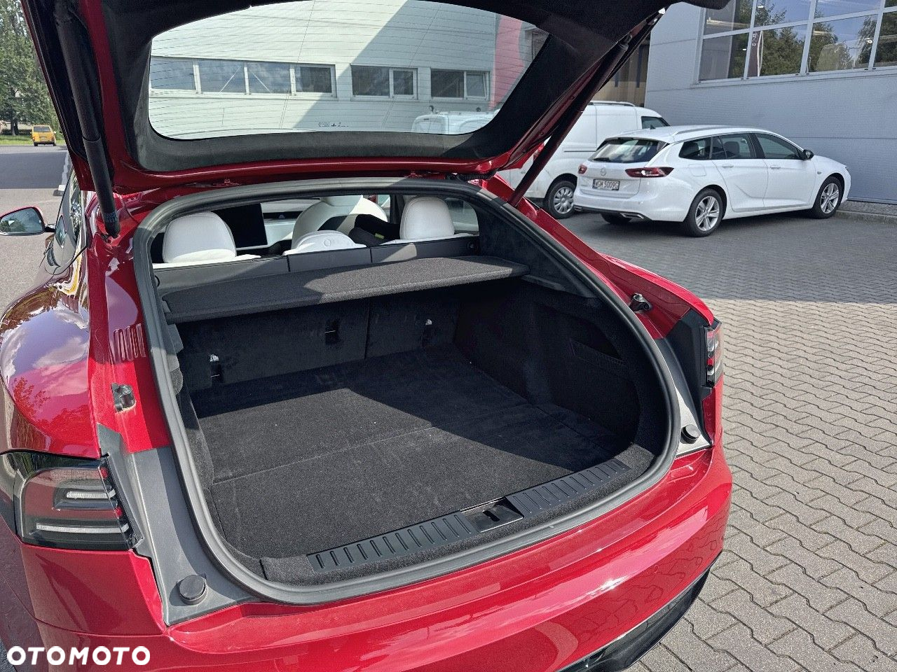 Tesla Model S Plaid - 6