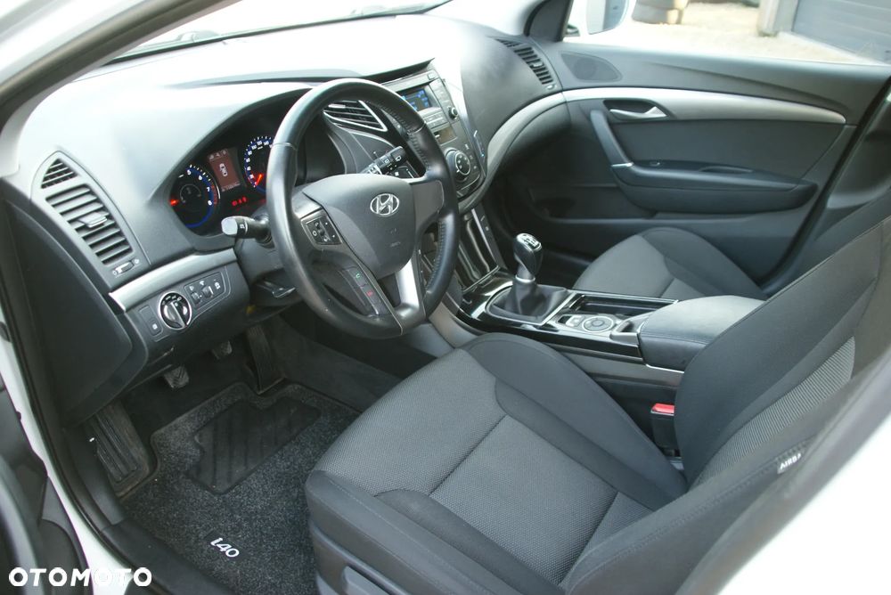 Hyundai i40 Kombi blue 1.6 Classic - 6