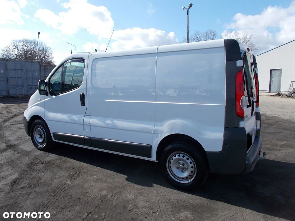 Renault Trafic - 4