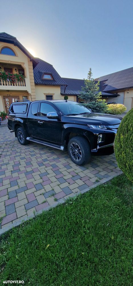 Mitsubishi L200 Double Cab 2.2 DI-D M/T Instyle - 10