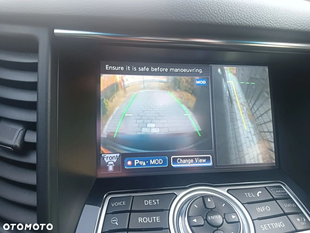 Infiniti QX70 3.0d S Premium - 14